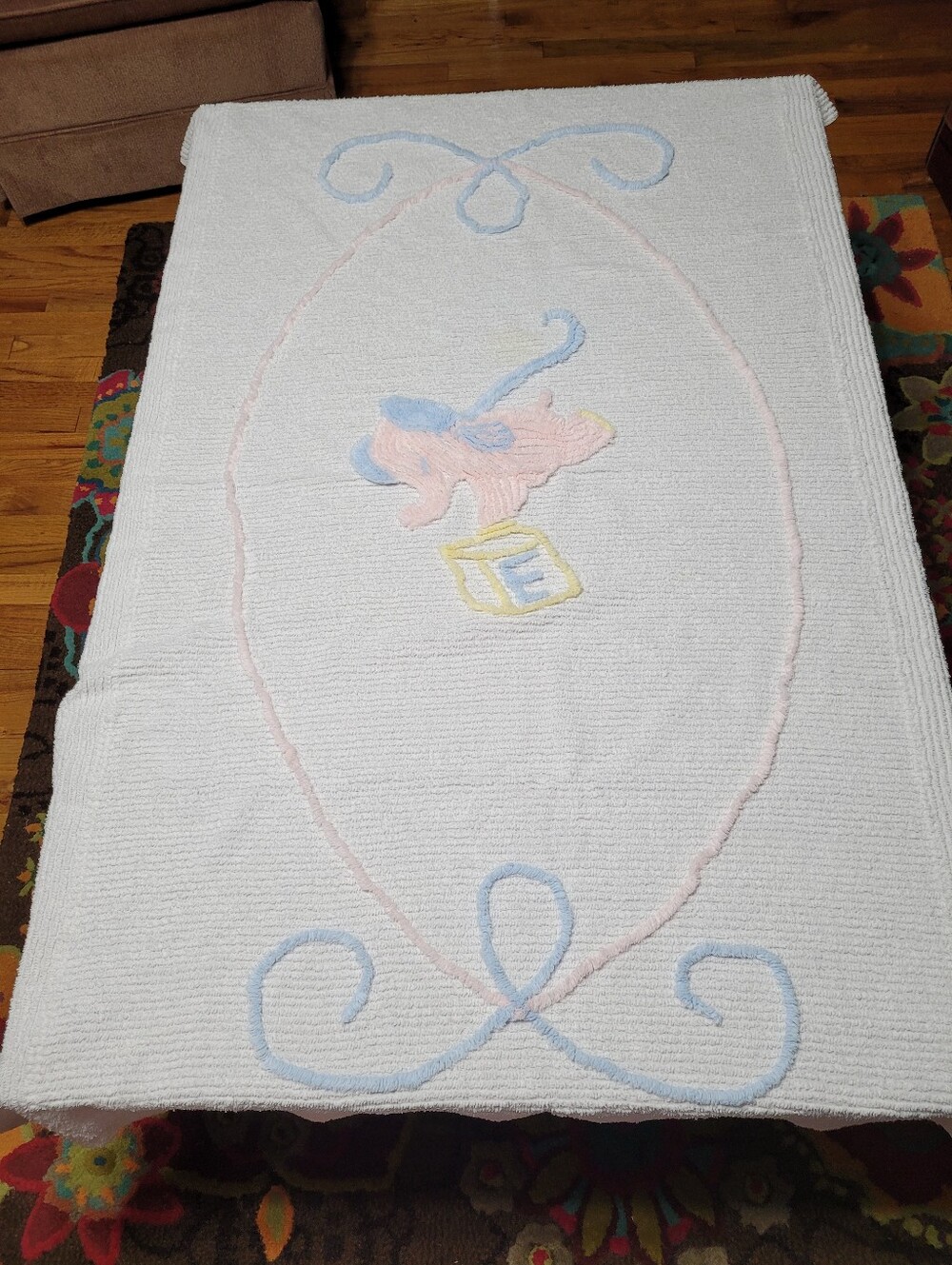 Vintage Chenille Child's Bed Cover Elephant With Block 38" X 58" (0999)
